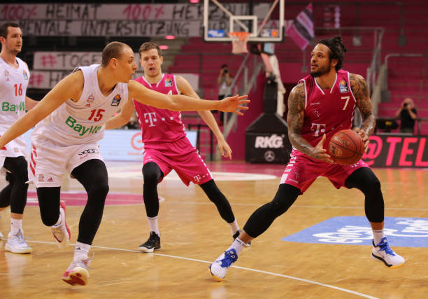 次更为丰富 次更为丰富