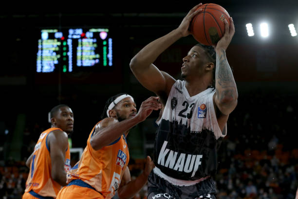 在这场决定 在这场决定