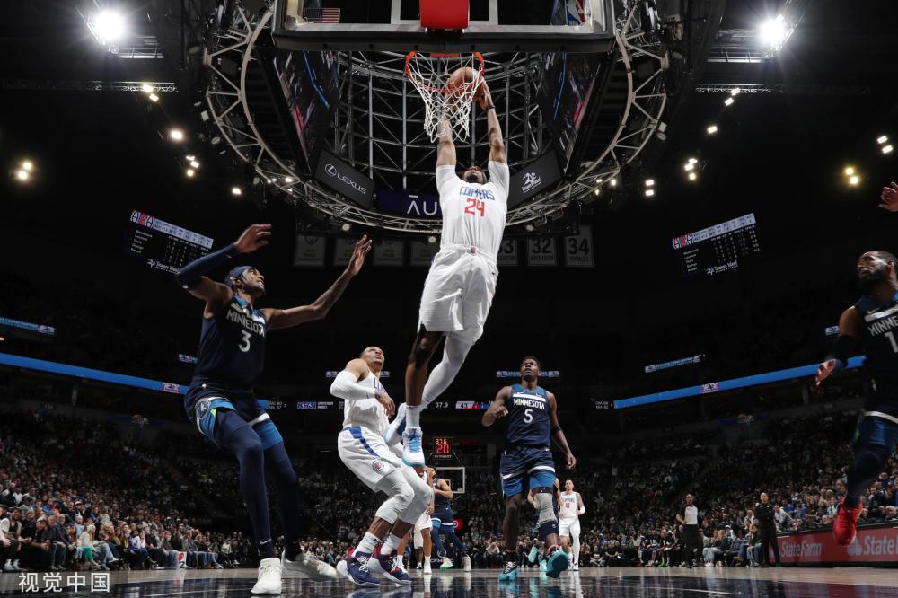 在佩德里与 在佩德里与